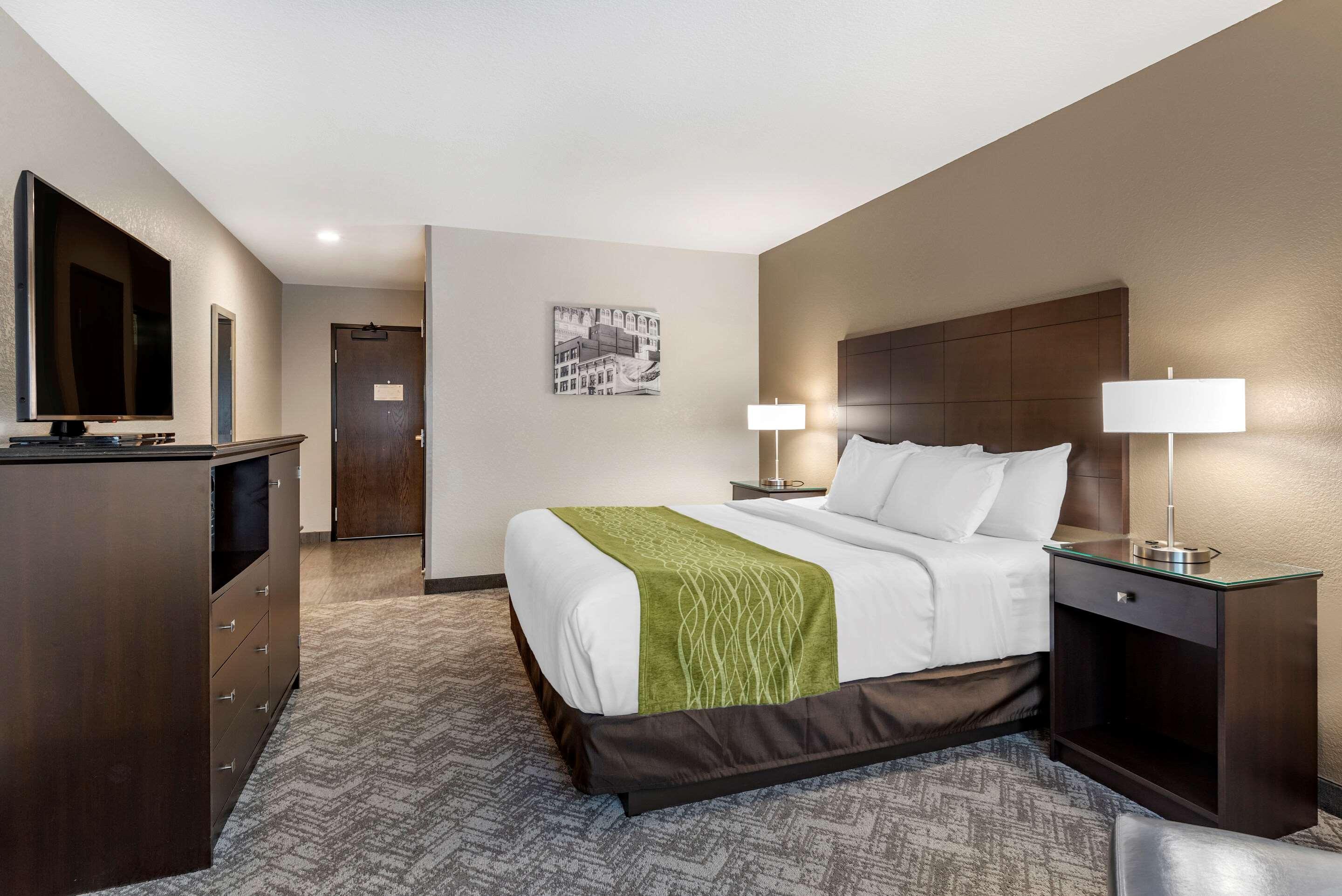 Comfort Inn & Suites Tualatin - Lake Oswego South Exteriér fotografie