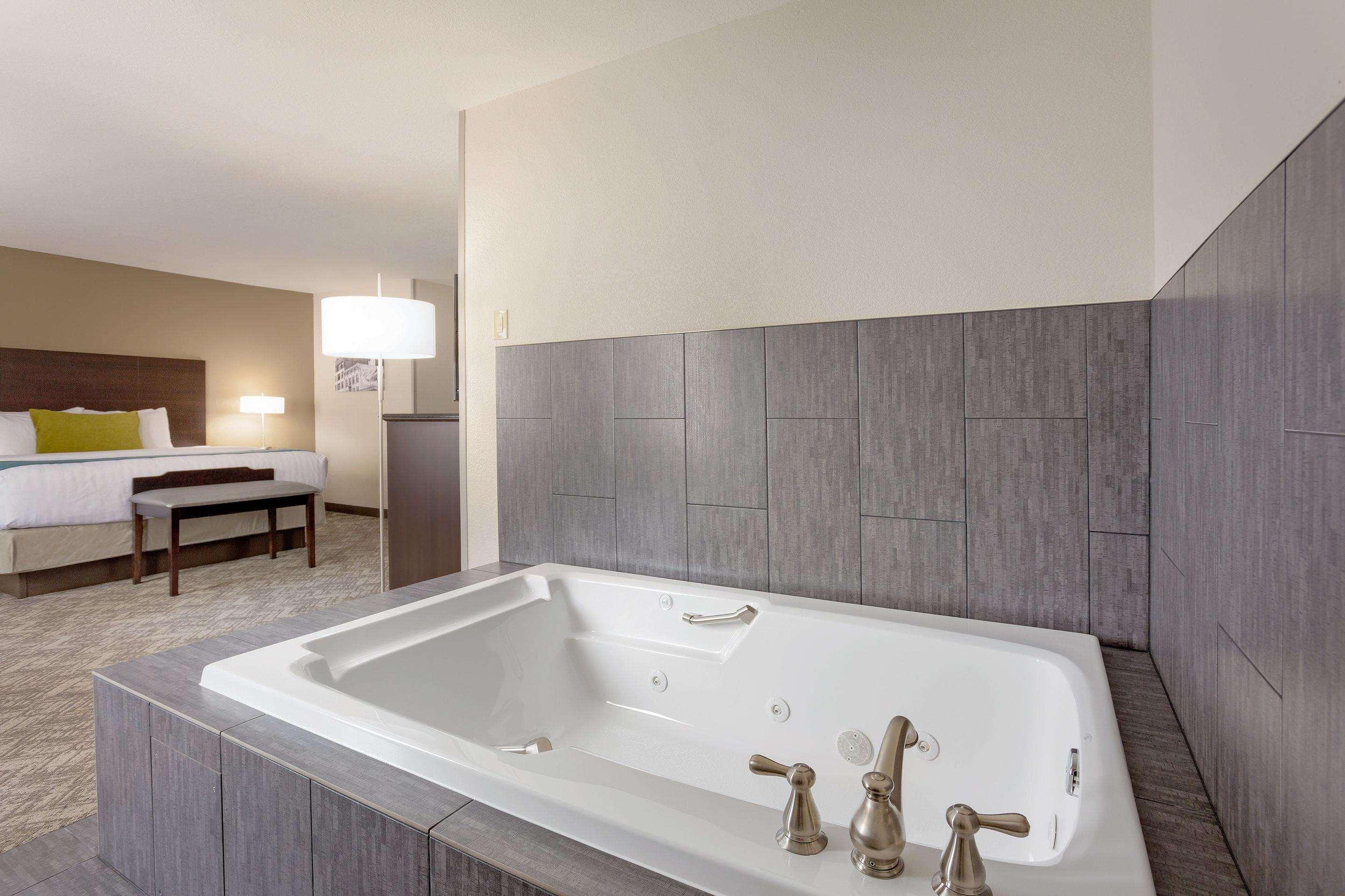 Comfort Inn & Suites Tualatin - Lake Oswego South Exteriér fotografie