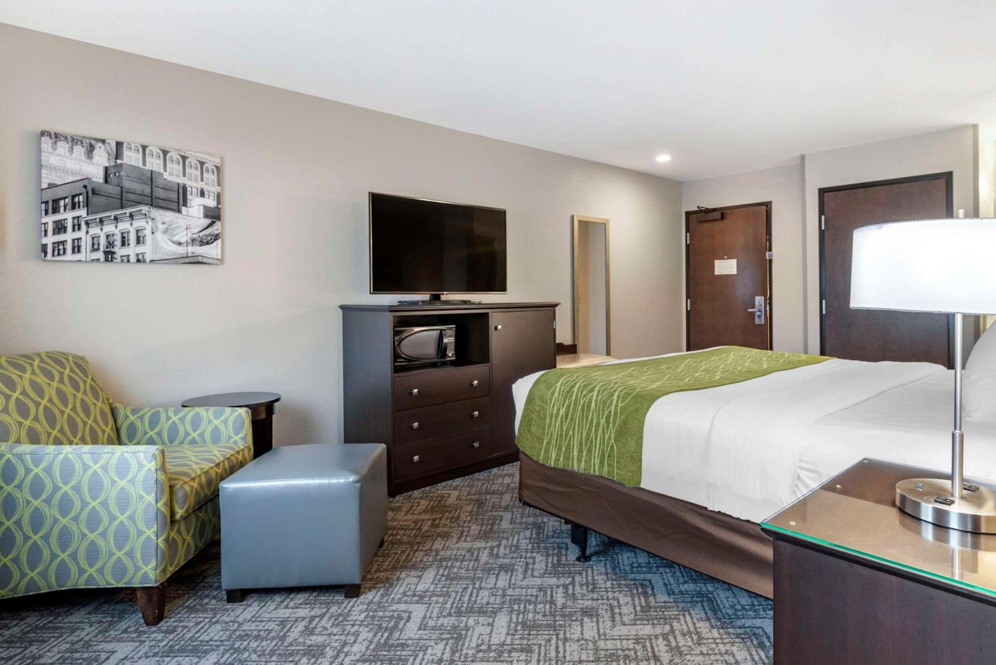 Comfort Inn & Suites Tualatin - Lake Oswego South Exteriér fotografie